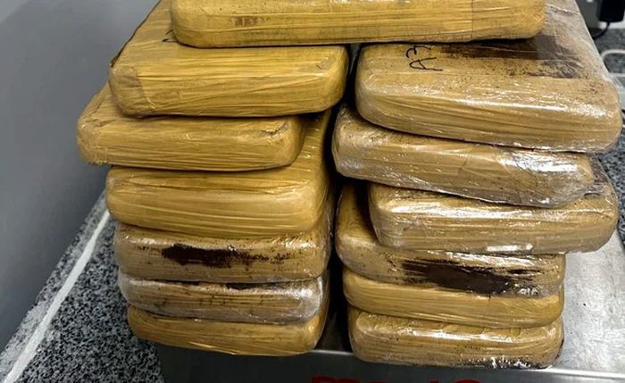 Droga apreendida Droga apreendida