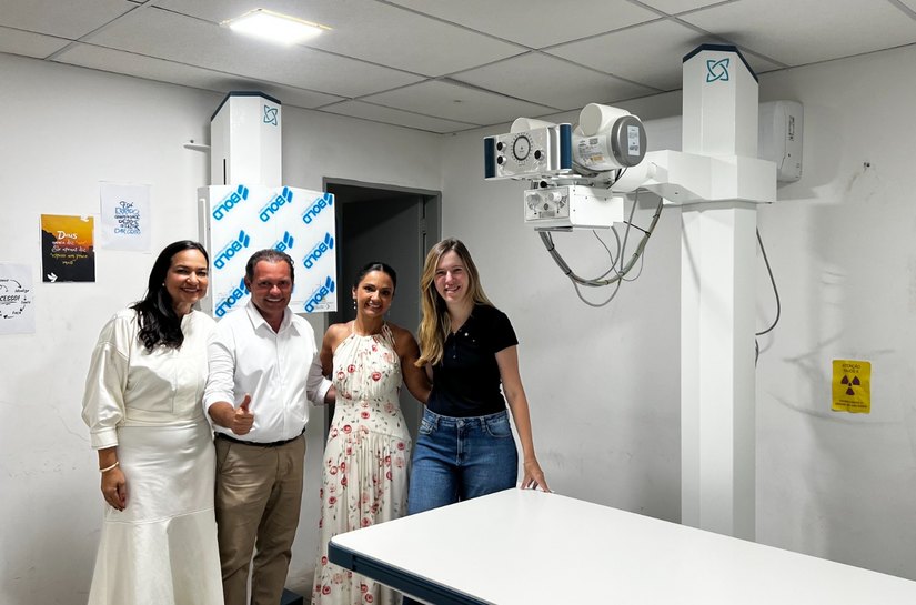 Cibele Moura destina recursos para novo aparelho de raio-X em hospital de Capela