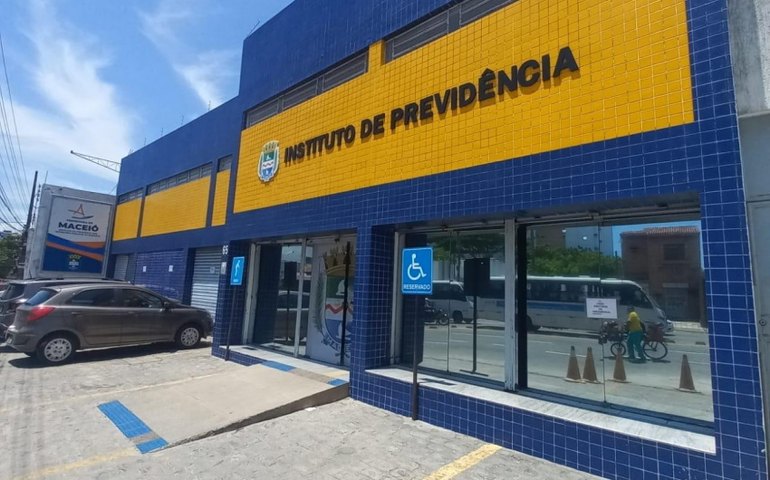 IPREV Maceió fecha 2022 com demandas atendidas para aposentadorias e pensionistas