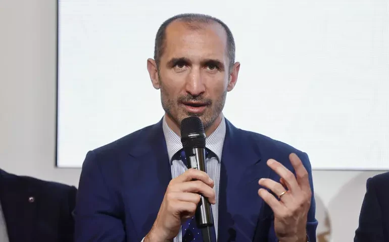 Chiellini diz sonhar com Itália e Brasil em final de Copa do Mundo