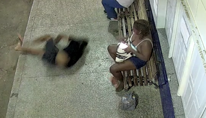 Motociclista colide com ônibus e é arremessado na Rodoviária de Santo Amaro das Brotas