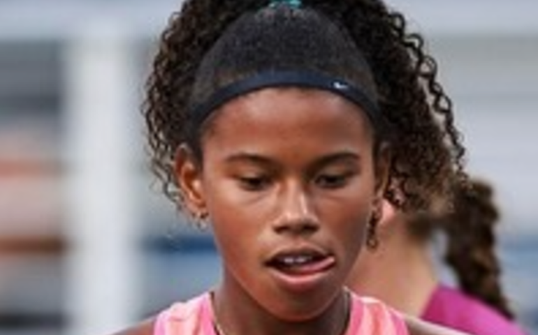 Victoria Barros estreia no ranking e Brasil tem as duas tenistas mais jovens da lista da WTA