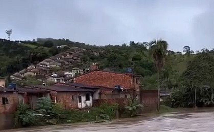 Moradores do interior de Alagoas estão sem energia elétrica há quase 20 horas