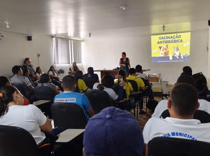 Secretaria de Saúde de Penedo orienta Agentes de Combate às Endemias sobre campanha antirrábica