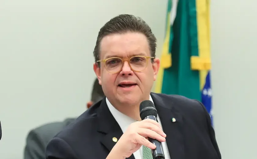 Previdência/Queiroz: será aberto crédito extraordinário de R$ 3 bi para ressarcir aposentados