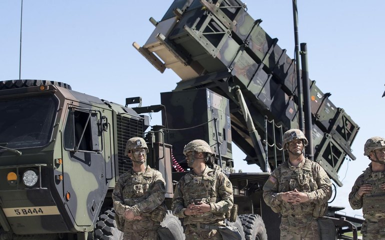 EUA atrasaram aprovação de cerca de 67% dos contratos de fornecimento de armamentos para Kiev