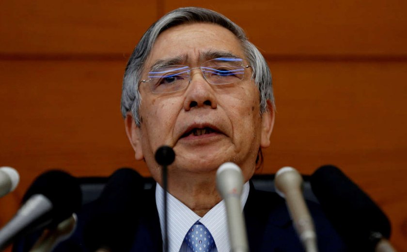 Iene fraco é positivo para a economia como um todo, diz presidente do BoJ