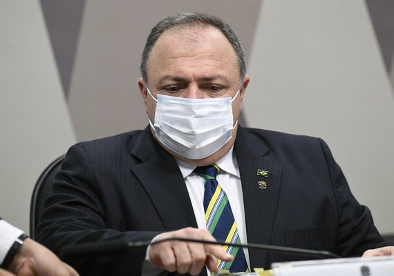 Pazuello: não dá para calcular impacto de fala de presidente sobre cloroquina