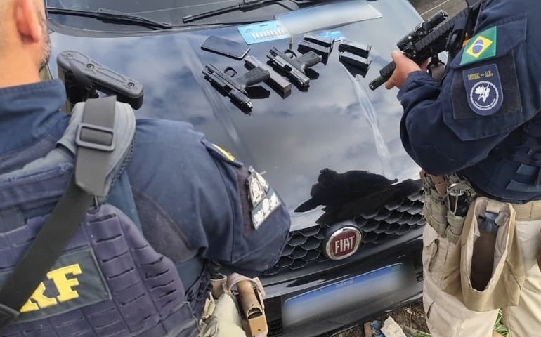 Perseguição da PRF em Maceió termina com roubo de carro da Equatorial