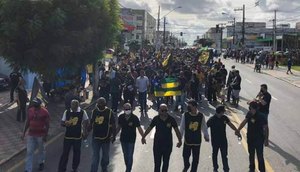 policiais-bloqueiam-avenidas-e-fazem-protesto-em-aracaju.jpg / Foto: Foto: Sinpol