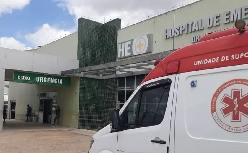 Homem é baleado próximo ao Mercado Público de Arapiraca; suspeito fugiu em motocicleta