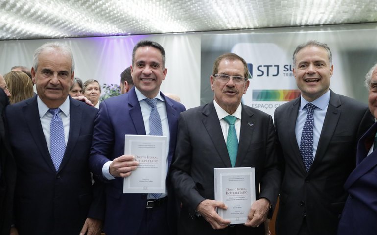 Paulo Dantas participa de lançamento de livro em homenagem ao ministro alagoano do STJ, Humberto Martins