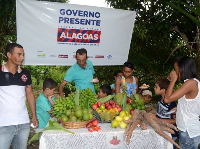 Emater beneficiam agricultores de cinco municípios sertanejos