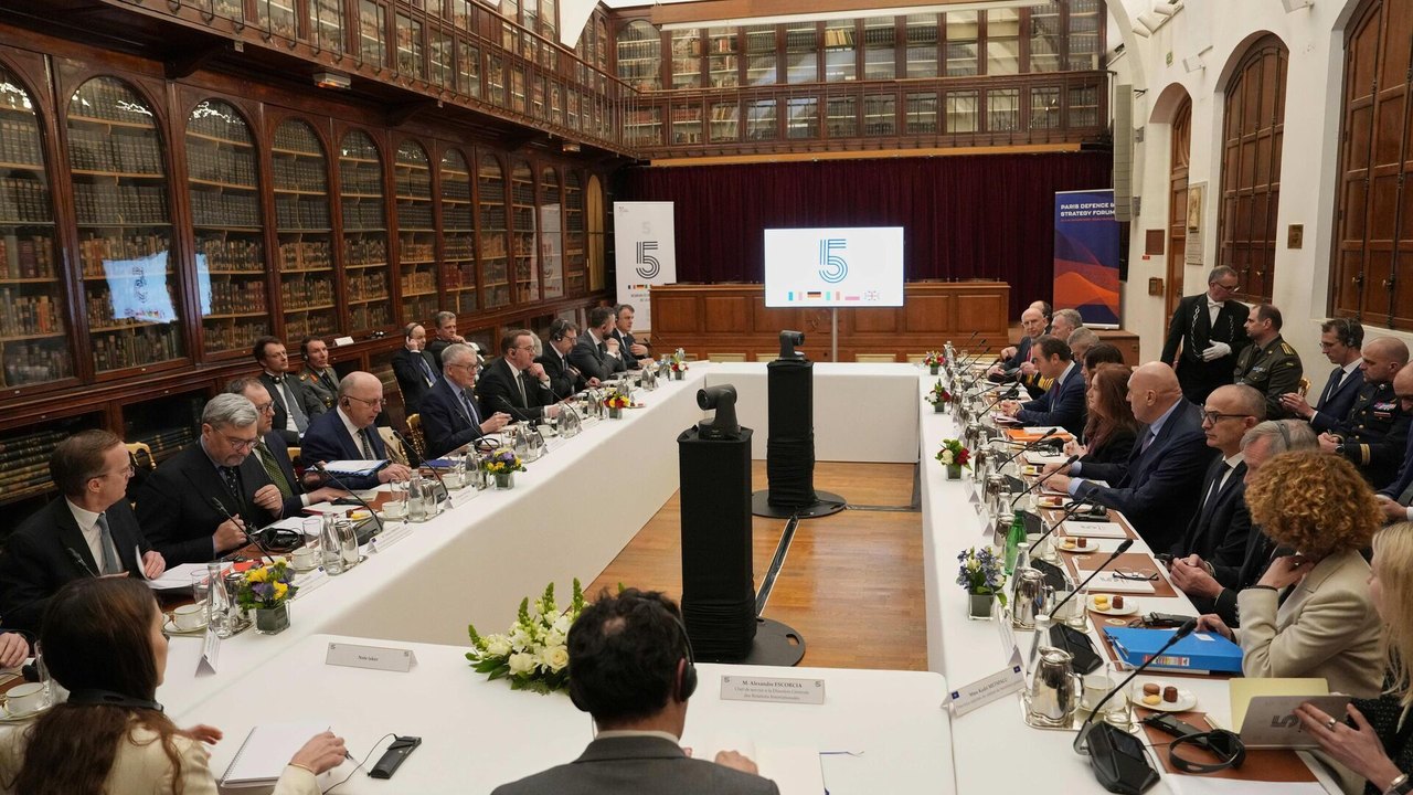 Europa declara apoio à Ucrânia, mas não pretende enviar tropas para o terreno, diz mídia
