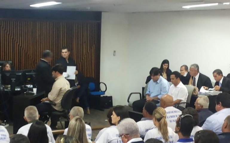 Caso Diego Florêncio: tarde é marcada entre debate de acusação e defesa