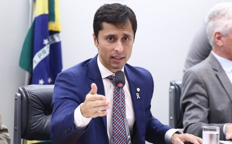 Comissão aprova plano nacional de capacitação profissional de pessoas com autismo