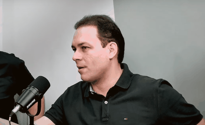 O deputado Dudu Ronalsa durante participação no Política Sem Off O deputado Dudu Ronalsa durante participação no Política Sem Off