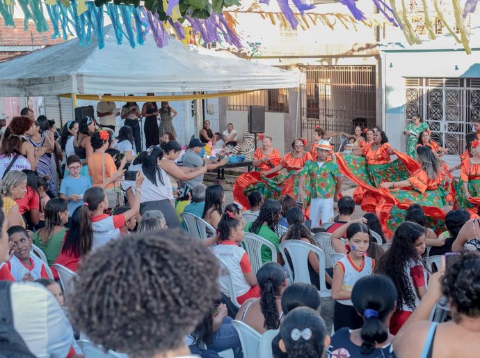 Prefeitura de Penedo homenageia o Bloco da Alegria no 3º Festival das Águas