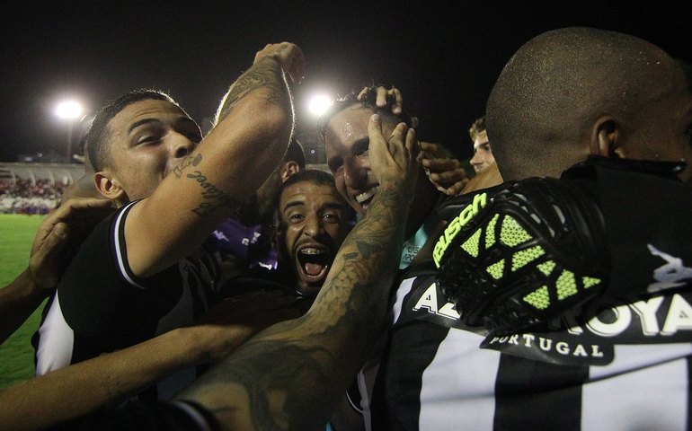 Futebol: clubes se movimentam com reforços e transferências