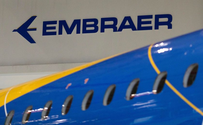 Americana Avelo faz pedido de R$ 4,4 bi para compra de até 100 jatos da Embraer