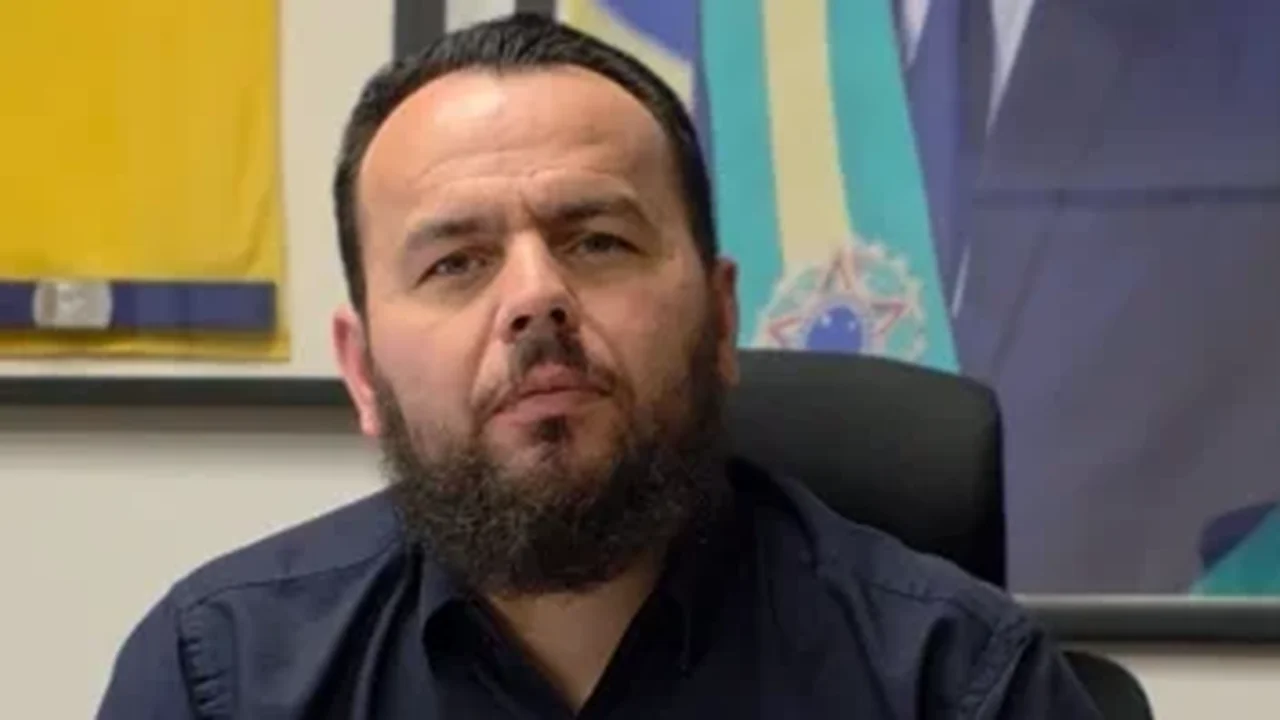 Gil Diniz pede ao TRE derrubada da candidatura de Salles ao Senado por presença em inauguração