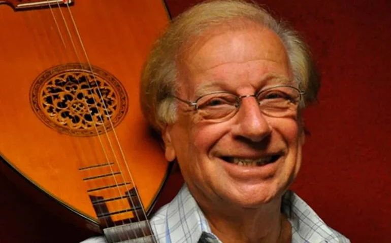 Morre Juca Chaves, compositor e humorista que ironizou a ditadura militar, aos 84 anos