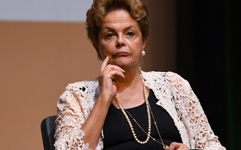 O “roubo” de Dilma