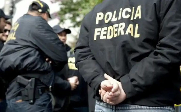 PF desarticula grupo que planejava ataques contra autoridades