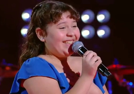 Participante do The Voice Kids esquece letra e recuperação emociona jurados