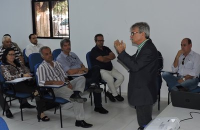 Casal discute alternativas para incrementar a arrecadação