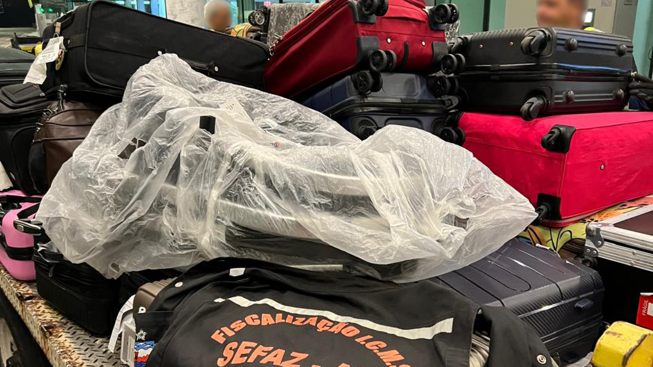 Operação da Sefaz apreende mercadorias irregulares no aeroporto Zumbi dos Palmares
