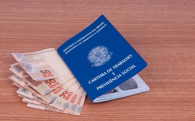 Saldo líquido de emprego formal no Caged é positivo em 136.189 vagas em março
