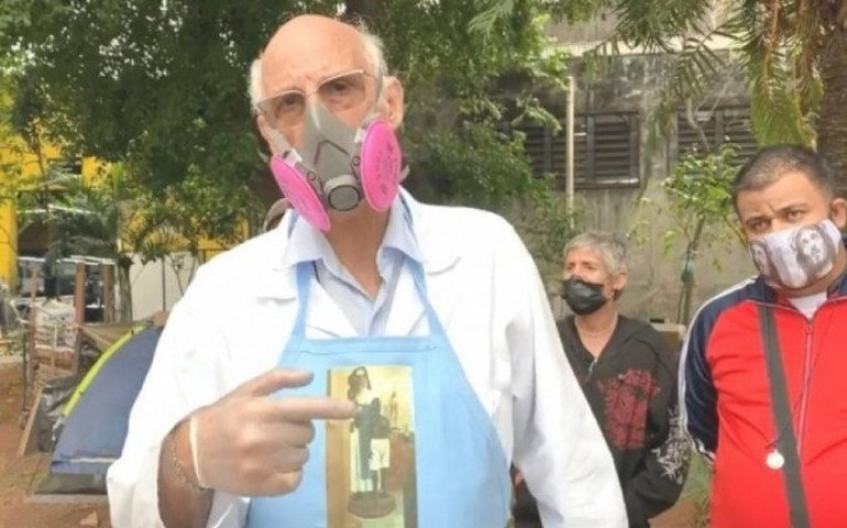 Juiz manda retirar das redes vídeos de &#8216;Mamãe Falei&#8217; contra padre Lancelotti