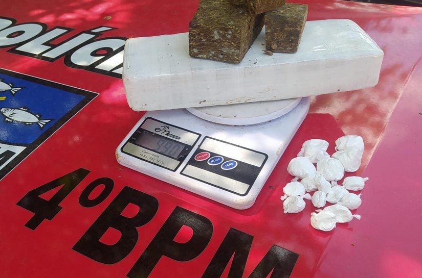 PM apreende 1kg droga em área de mata na Chã da Jaqueira
