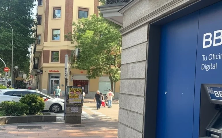 BBVA diz que não irá retirar oferta para o Banco de Sabadell