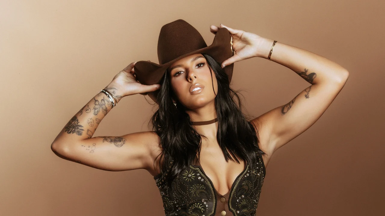 Ana Castela lamenta morte de jovem em show em Minas Gerais