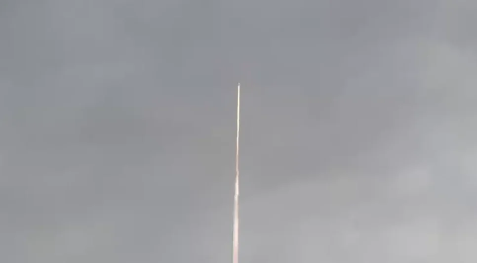 Estranho objeto chamou atenção de moradores no agreste. Foto: Reprodução/Internet.