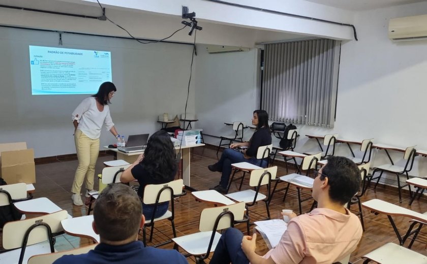 Casal promove treinamento para boas práticas em estações de tratamento de água