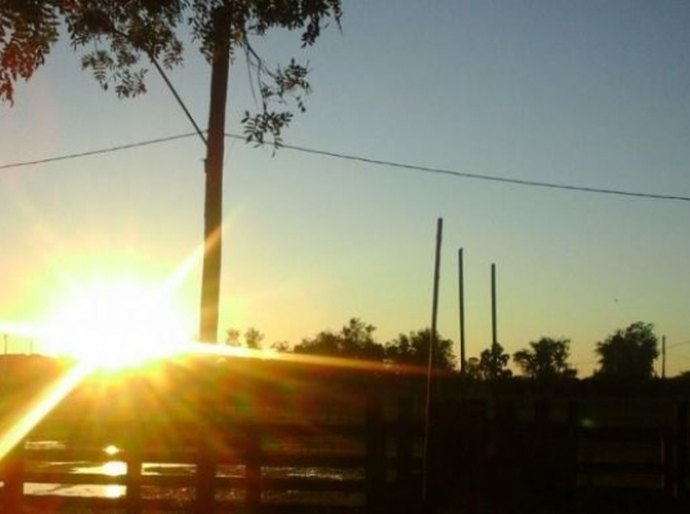 Fim de semana tem previsão de predomínio de sol em três regiões