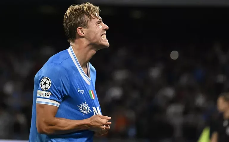 Champions: Napoli vence Sporting; Juve tropeça contra Villarreal