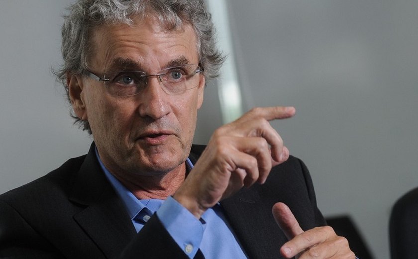 ‘Produtor faz o que governo não resolve’