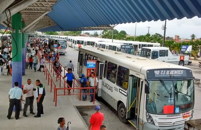SMTT melhora atendimento de ônibus no Benedito Bentes