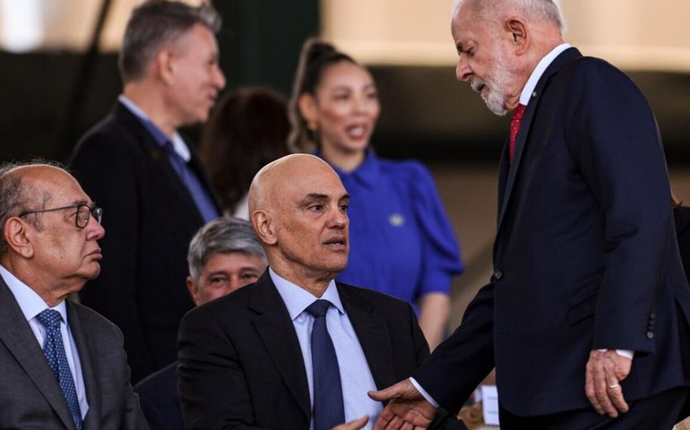 Mídia: Trump confirma disposição e diz que pode conversar com Lula sobre tarifaço 'quando ele quiser'