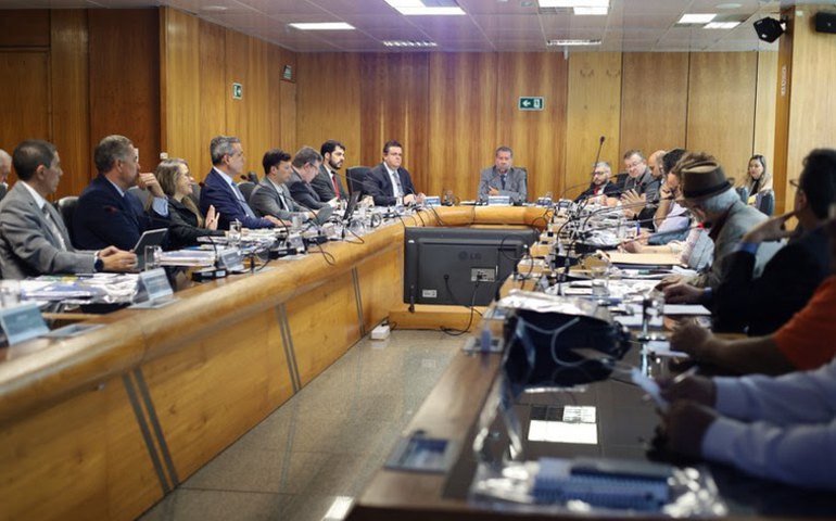 Governo baixa juros de empréstimos consignados para beneficiários do INSS
