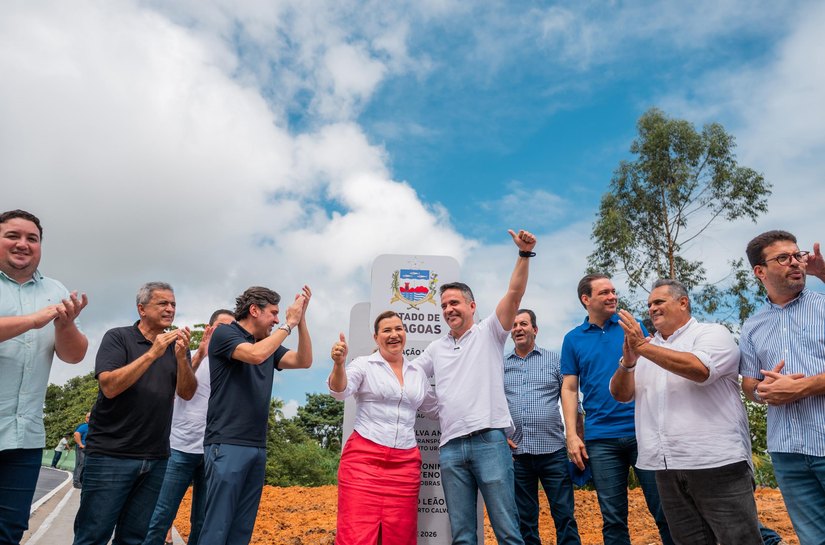 Governo inaugura ponte sobre o Rio Comandatuba em Porto Calvo e liga acesso à BR-465