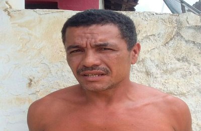 Preso acusado de arrombar residências no Litoral Su