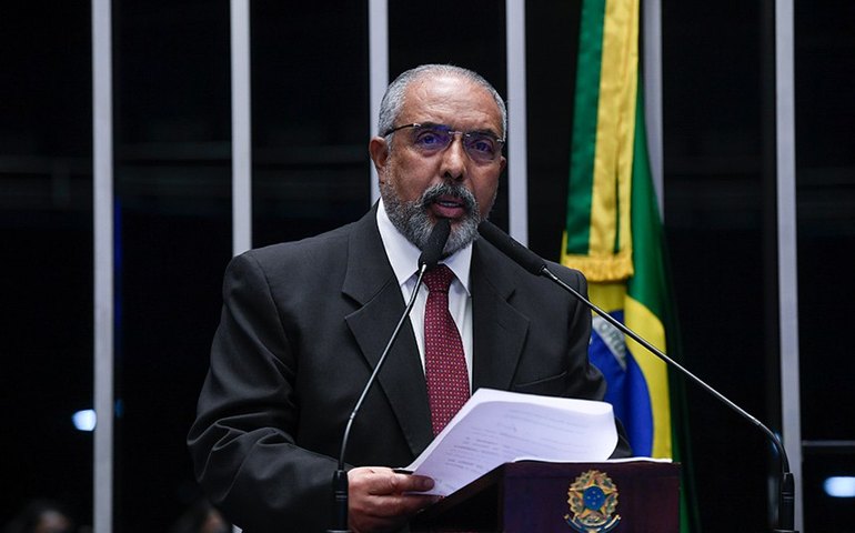 É fundamental educar a população sobre os impactos ambientais, diz Paim