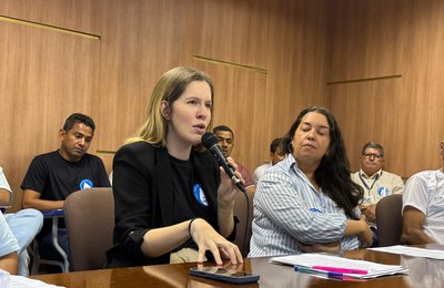 Cibele Moura defende projeto que assegura direitos de funcionários da Casal diante de possível privatização