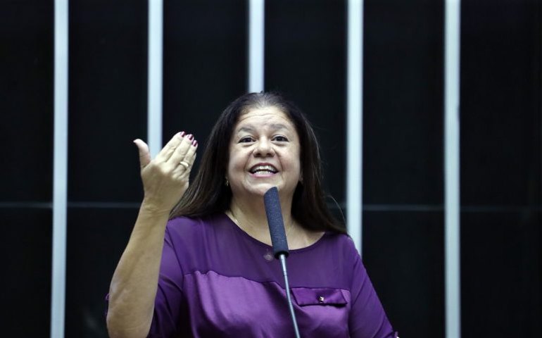 Comissão aprova proposta que prevê desembarque fora da parada de ônibus durante a noite