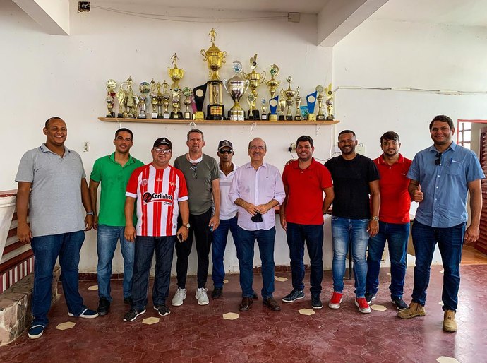 Prefeitura de Penedo e Sport Club Penedense assinam termo de parceria